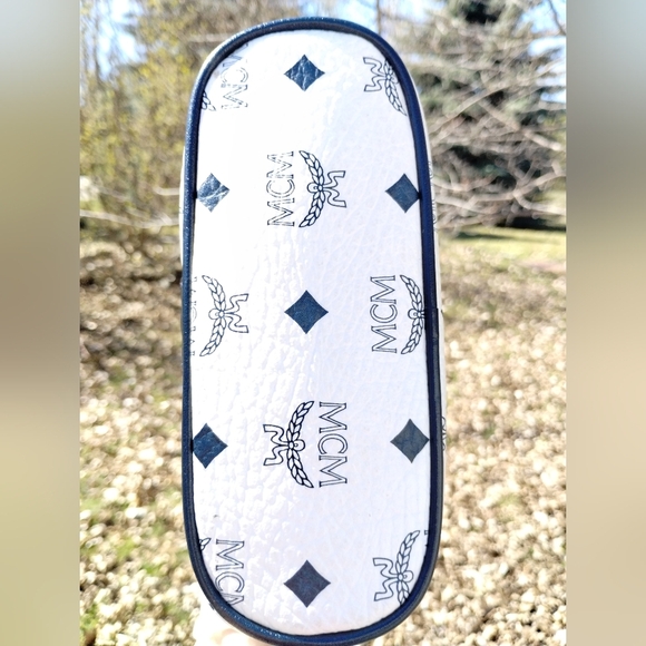 MCM Blue & White Crossbody Leather Patricia Handbag - Picture 8 of 17